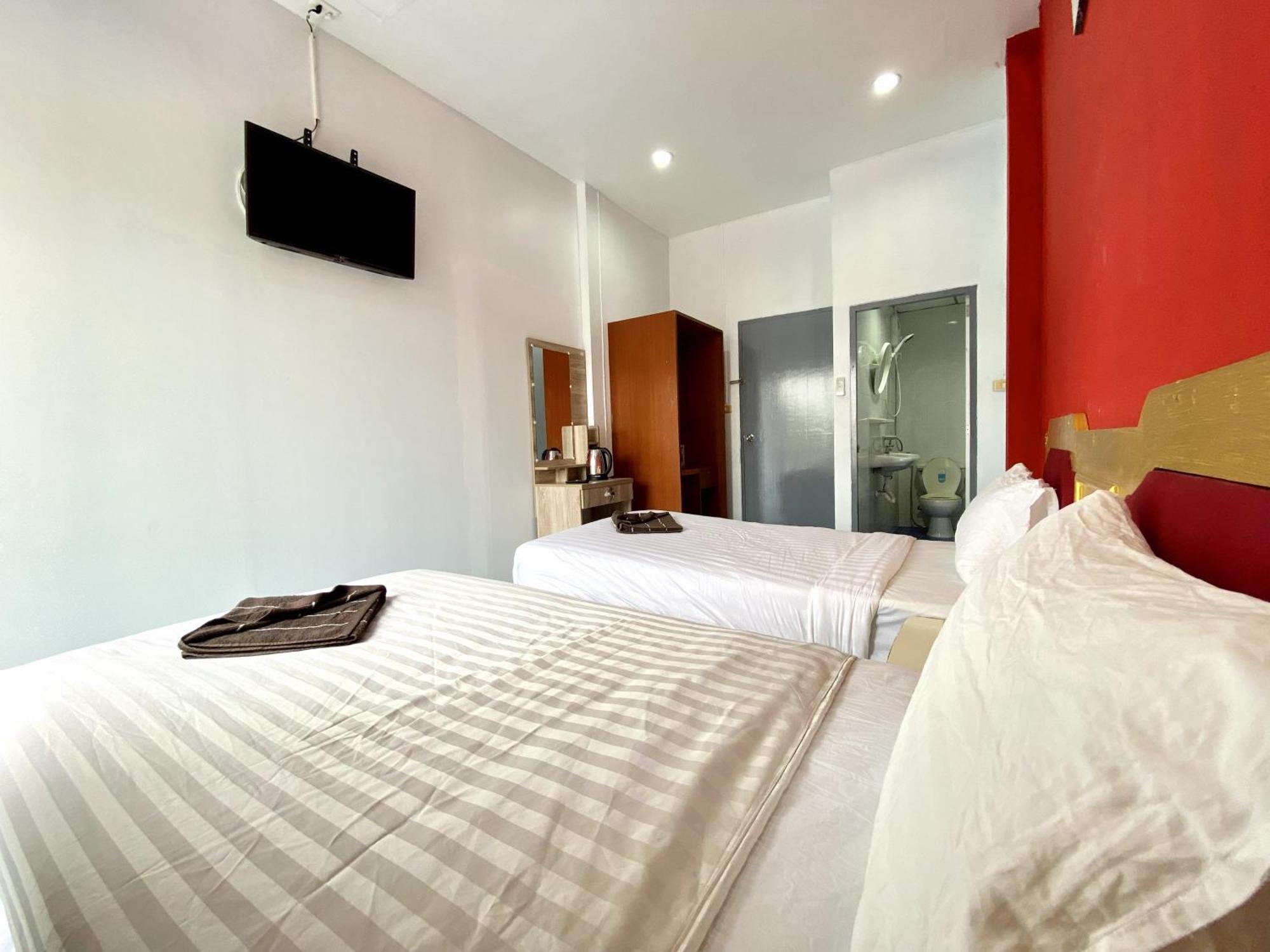 S.A.M Amber Hotel Patong Exterior foto