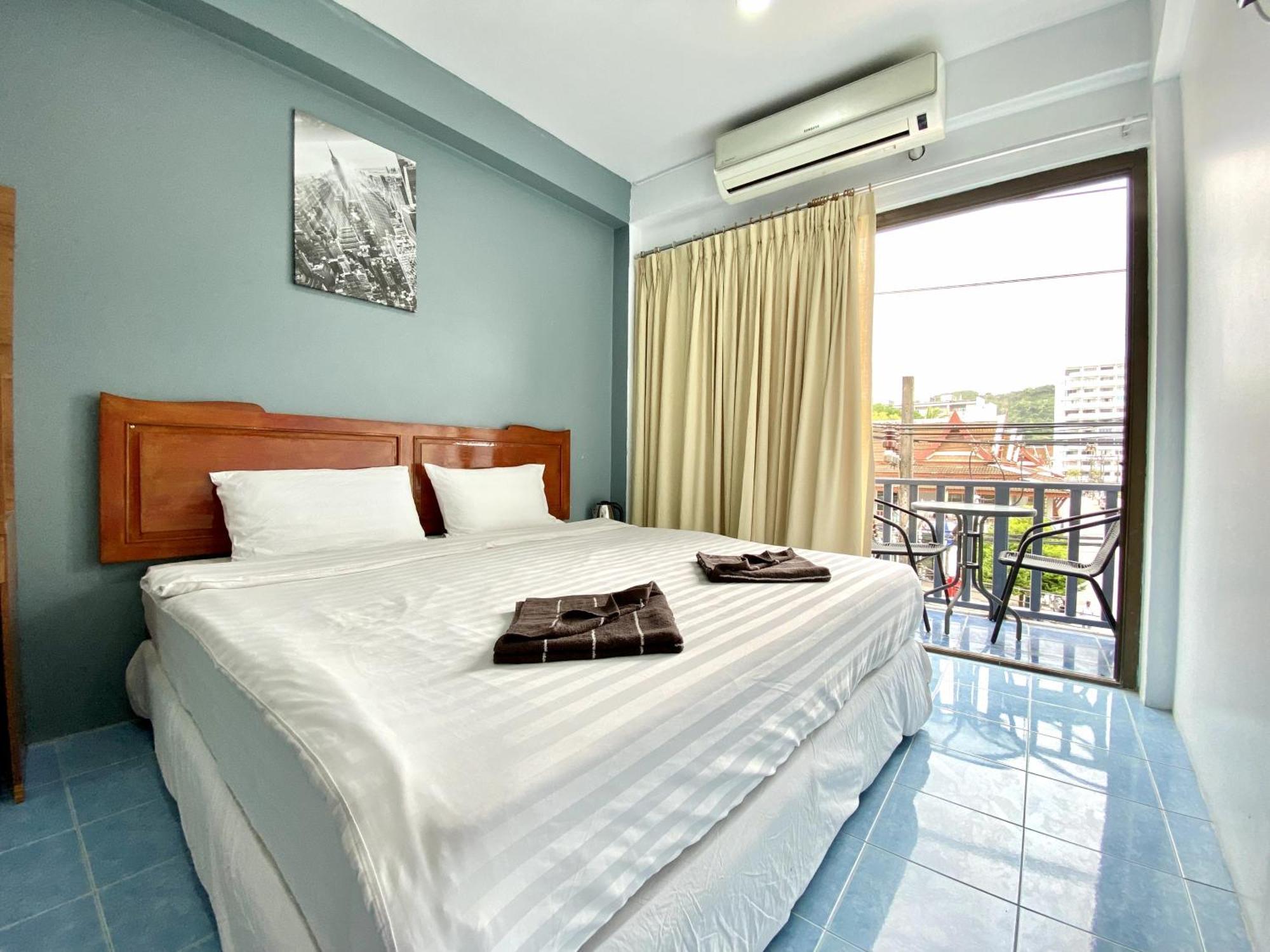 S.A.M Amber Hotel Patong Exterior foto