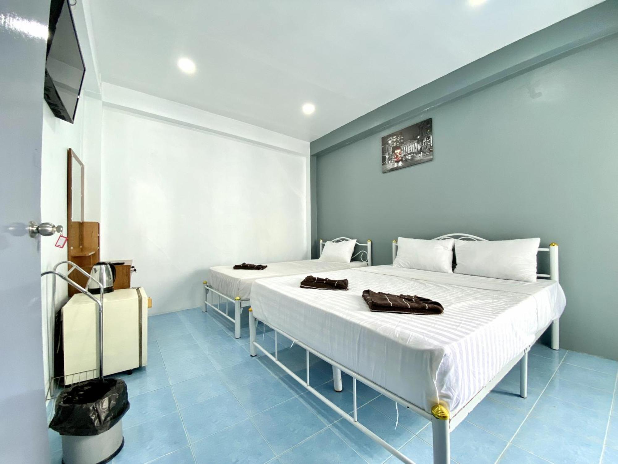 S.A.M Amber Hotel Patong Exterior foto