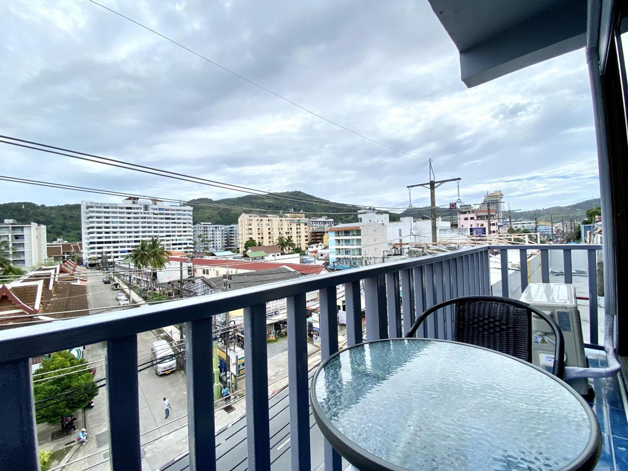 S.A.M Amber Hotel Patong Exterior foto