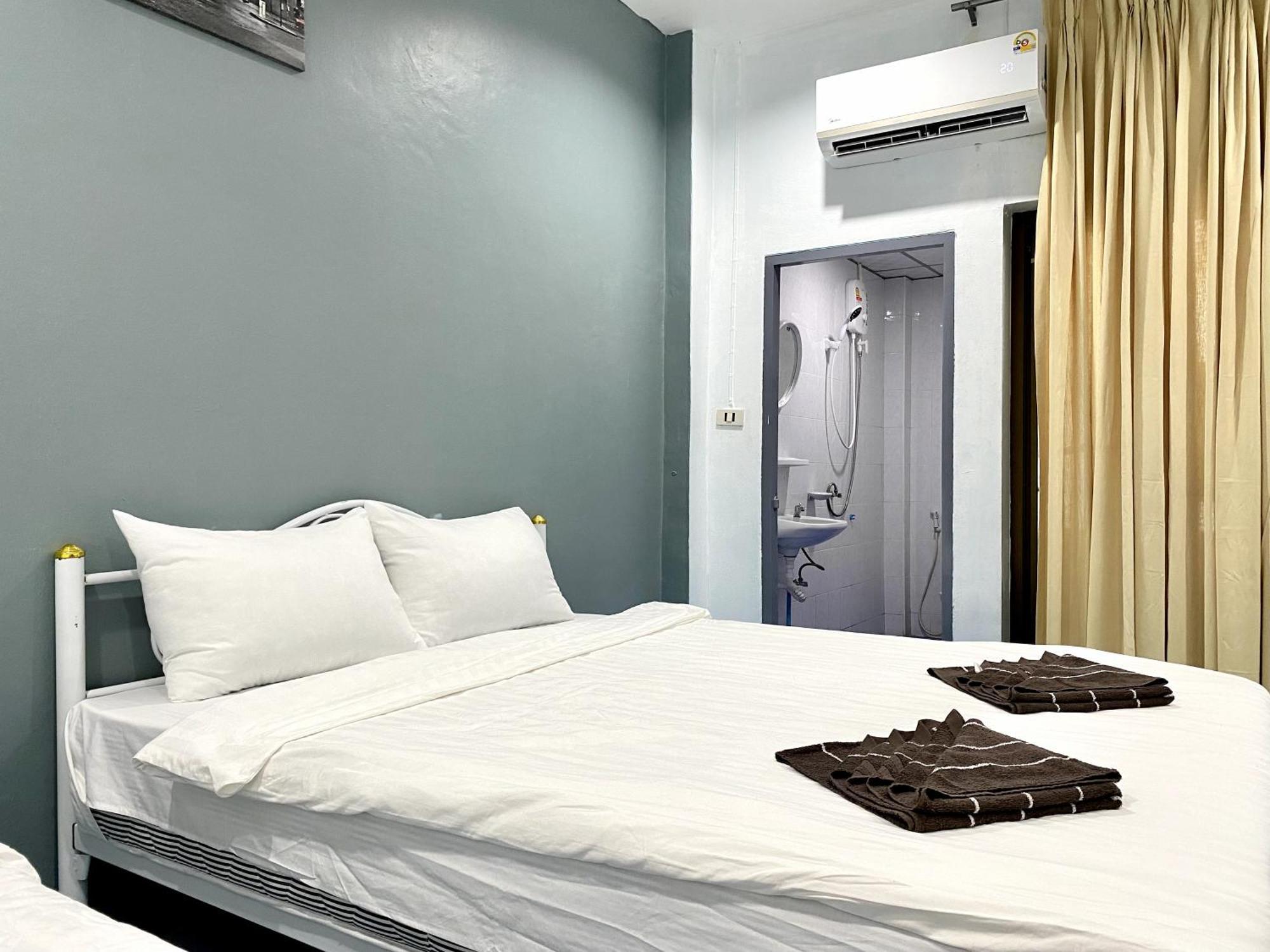 S.A.M Amber Hotel Patong Exterior foto