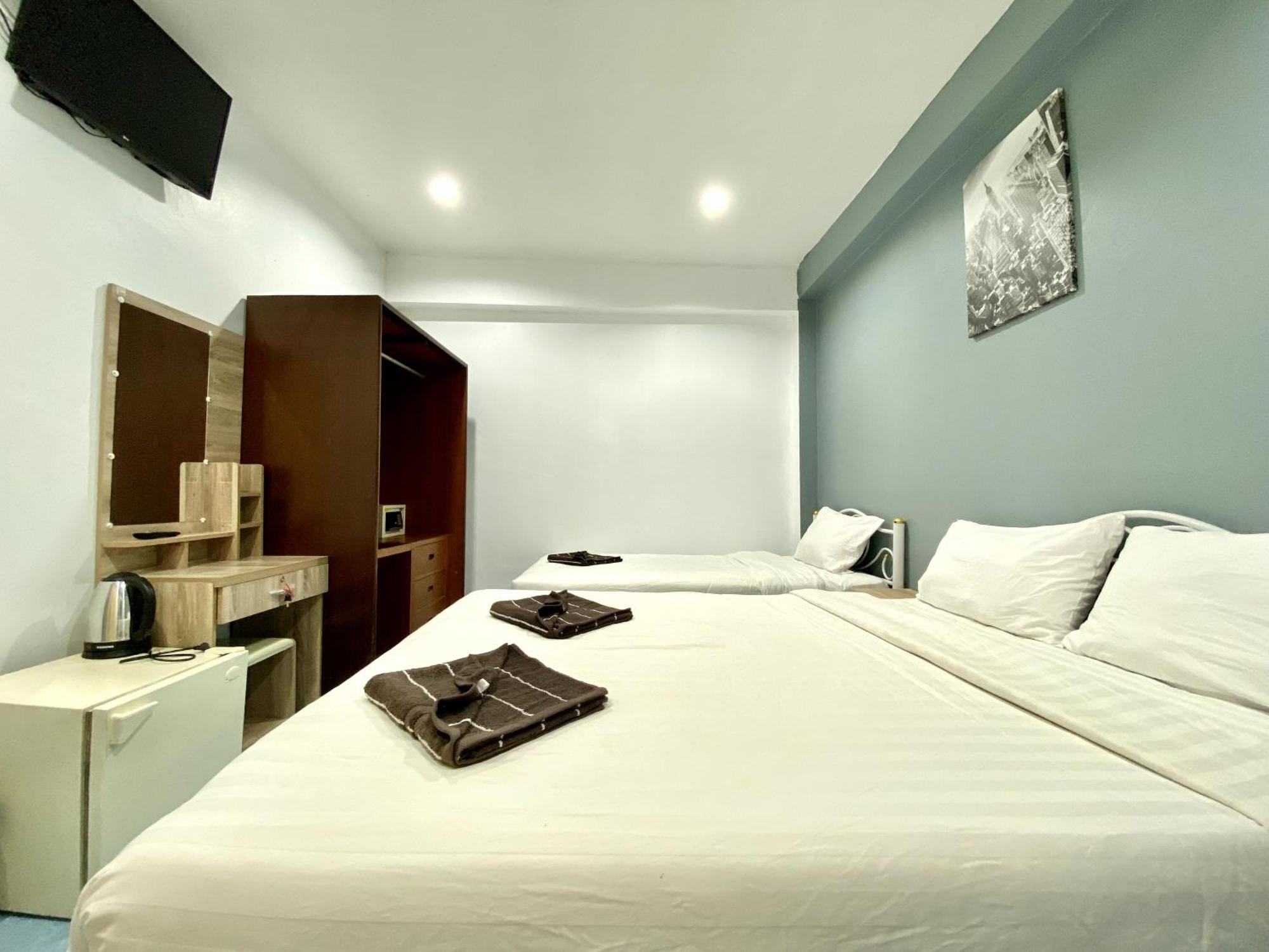 S.A.M Amber Hotel Patong Exterior foto